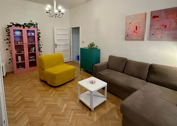 Апартаменты Nikki's Vintage In Old Town Кошице